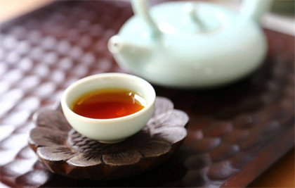 云南普洱茶回收——优质茶砖七子饼等珍品珍藏